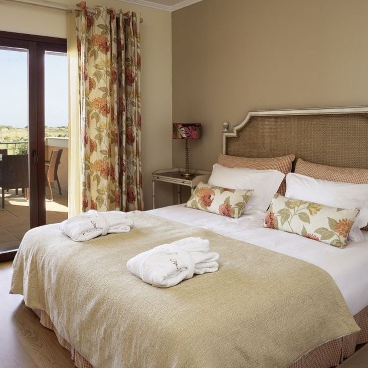 2 BEDROOMS, APARTMENT