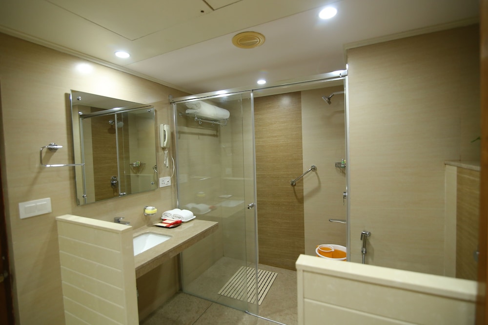 Oyo Premium Suryabagh 24/50