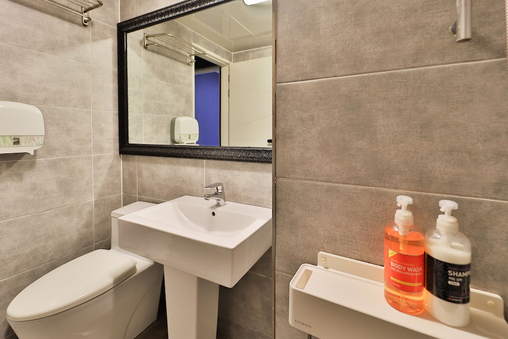 Ara Hotel 43/50
