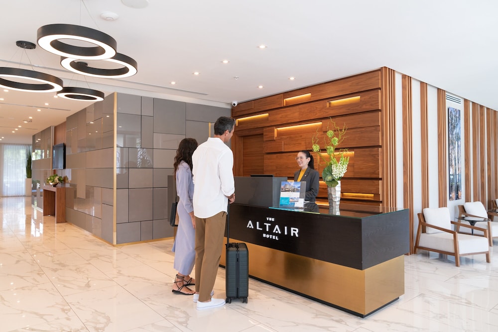 The Altair Hotel Bay Harbor Miami 6/49