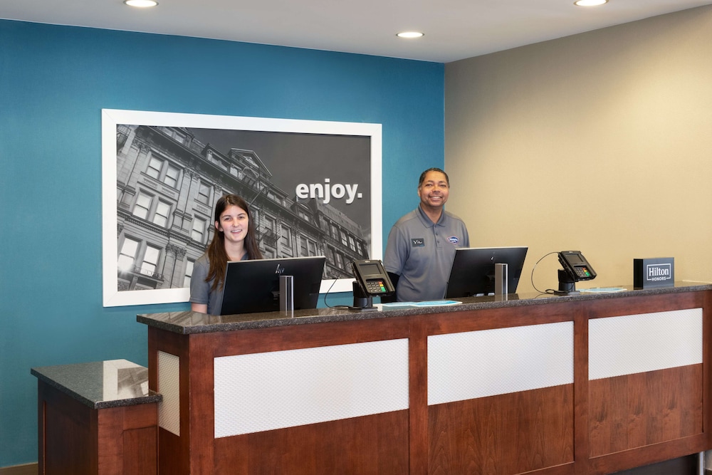 Hampton Inn Cleveland Downtown 7/44