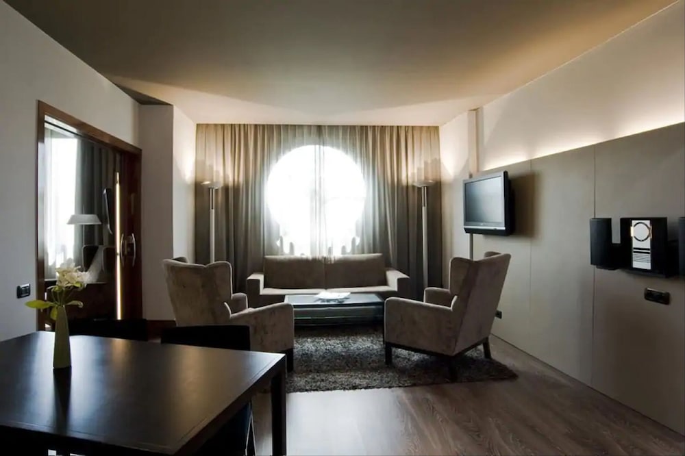 Gran Hotel Havana 46/68