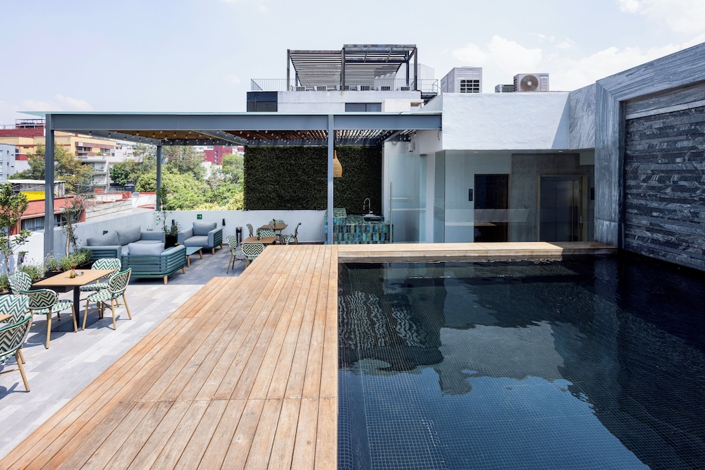 Vuestro Hotel Boutique 33/49