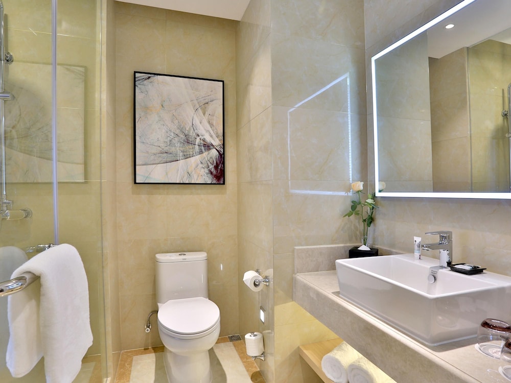 Mercure Hangzhou Linping 65/67