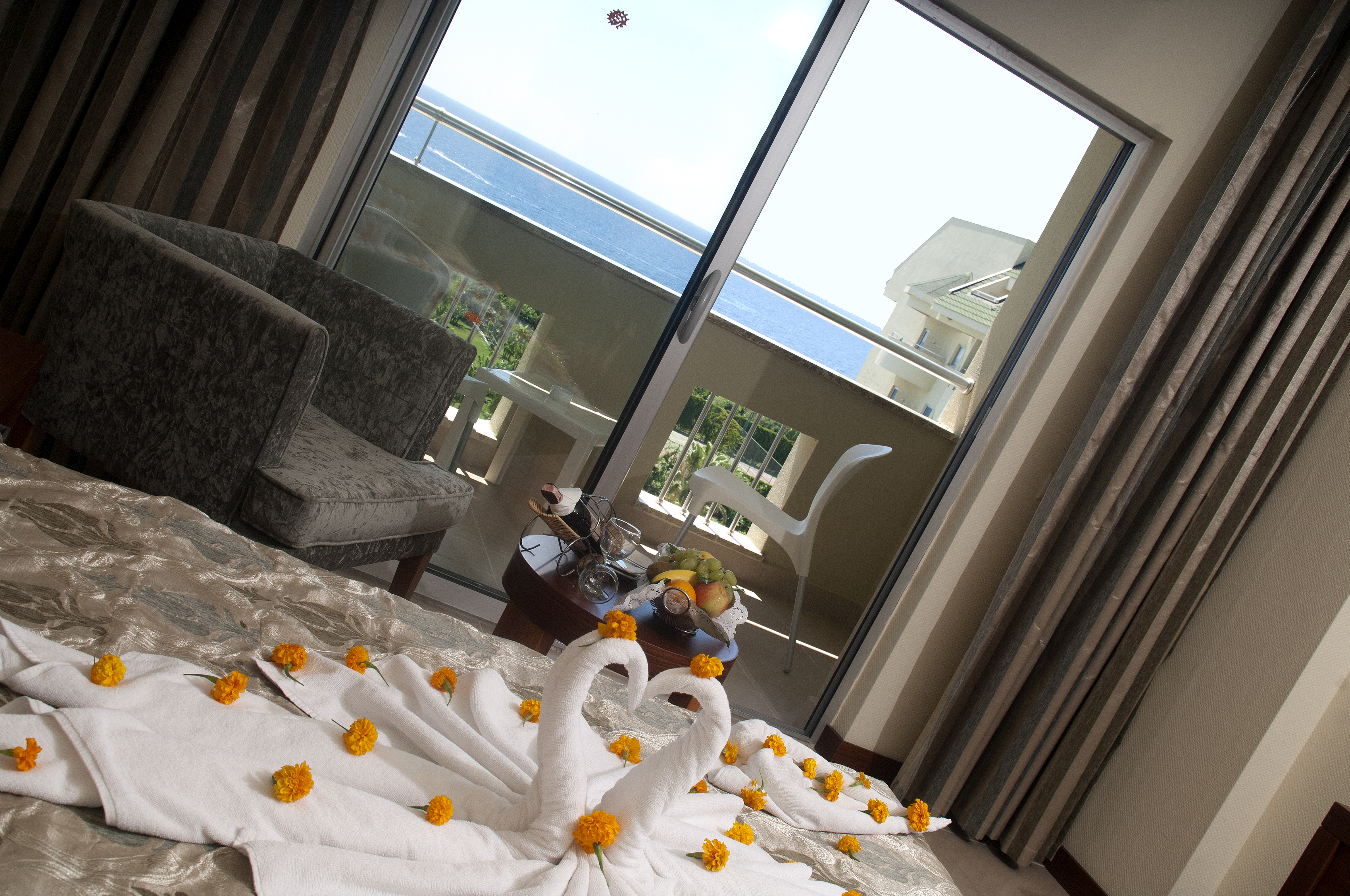 Room, Single, Double Bed, Side Sea View