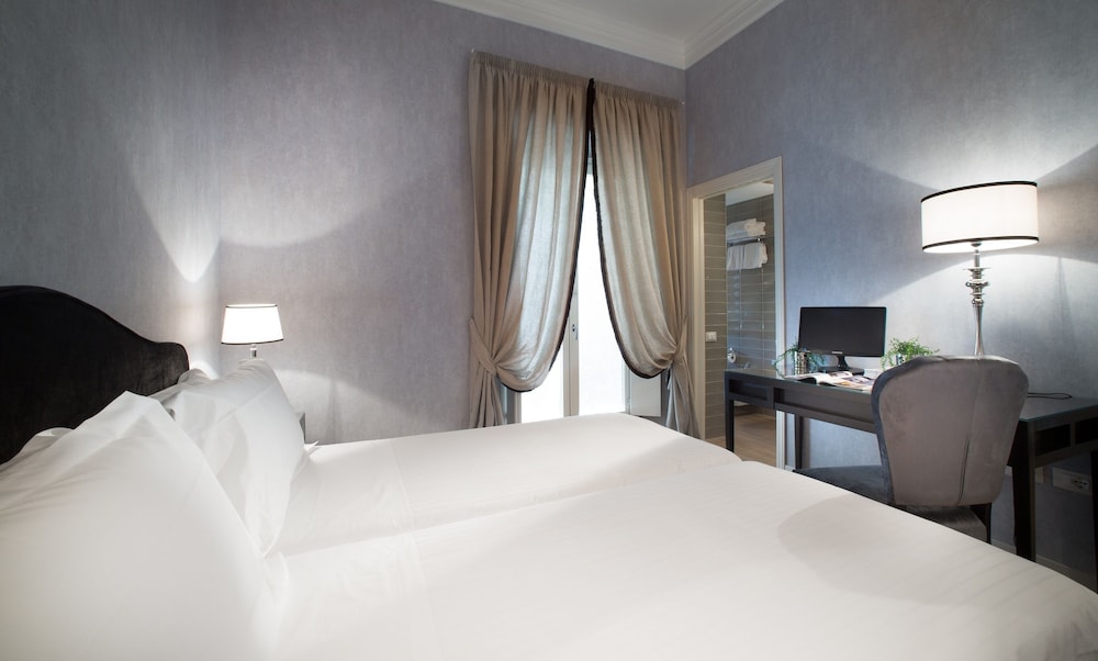 San Giuliano Inn 8/25