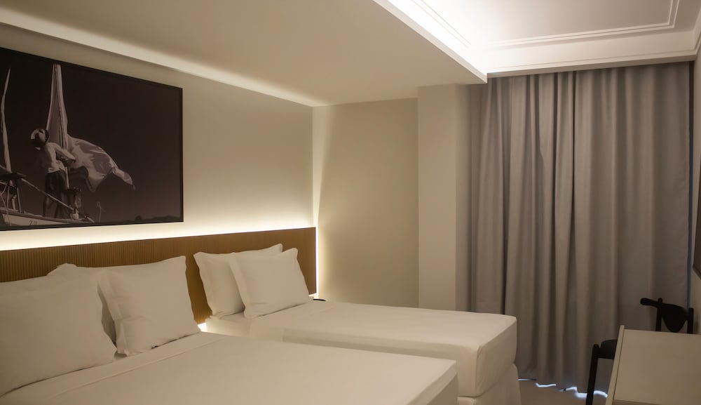 Standard Triple - 1 double + 1 single bed