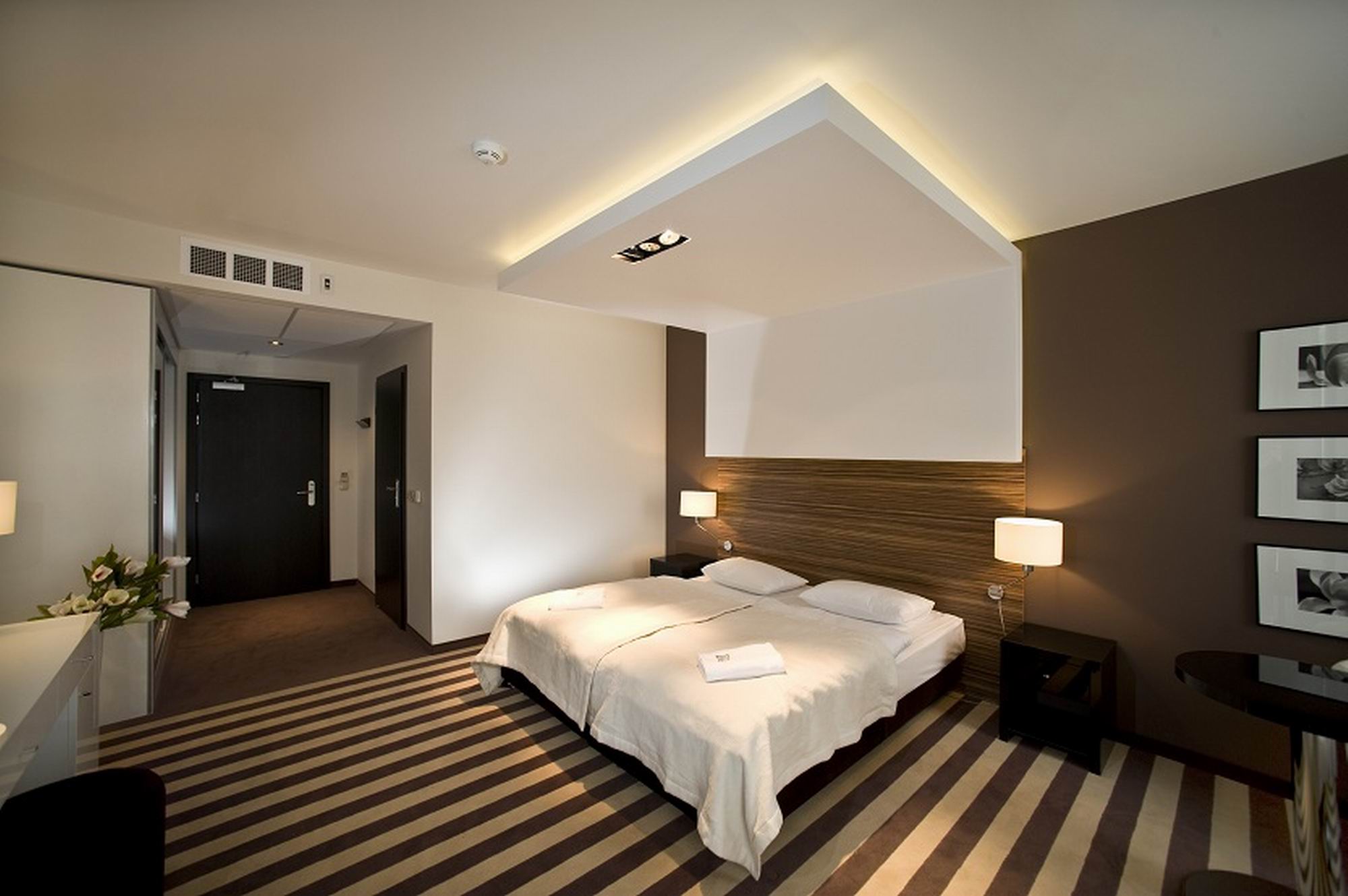 Comfort, Single, Double Bed