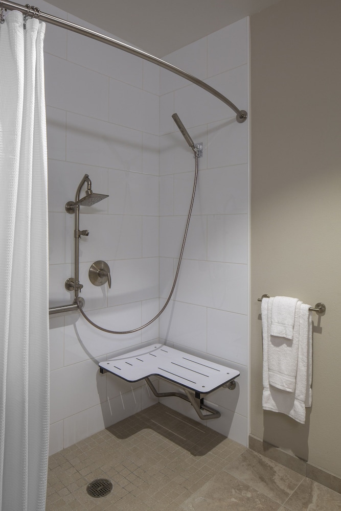 Urban, Superior, Studio, King Bed, Sofa, Accessible