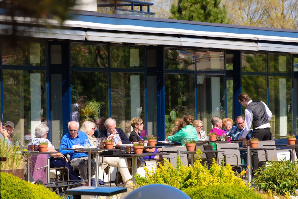 Van Der Valk Hotel Sassenheim-Leiden (8Km From Leiden) 56/62