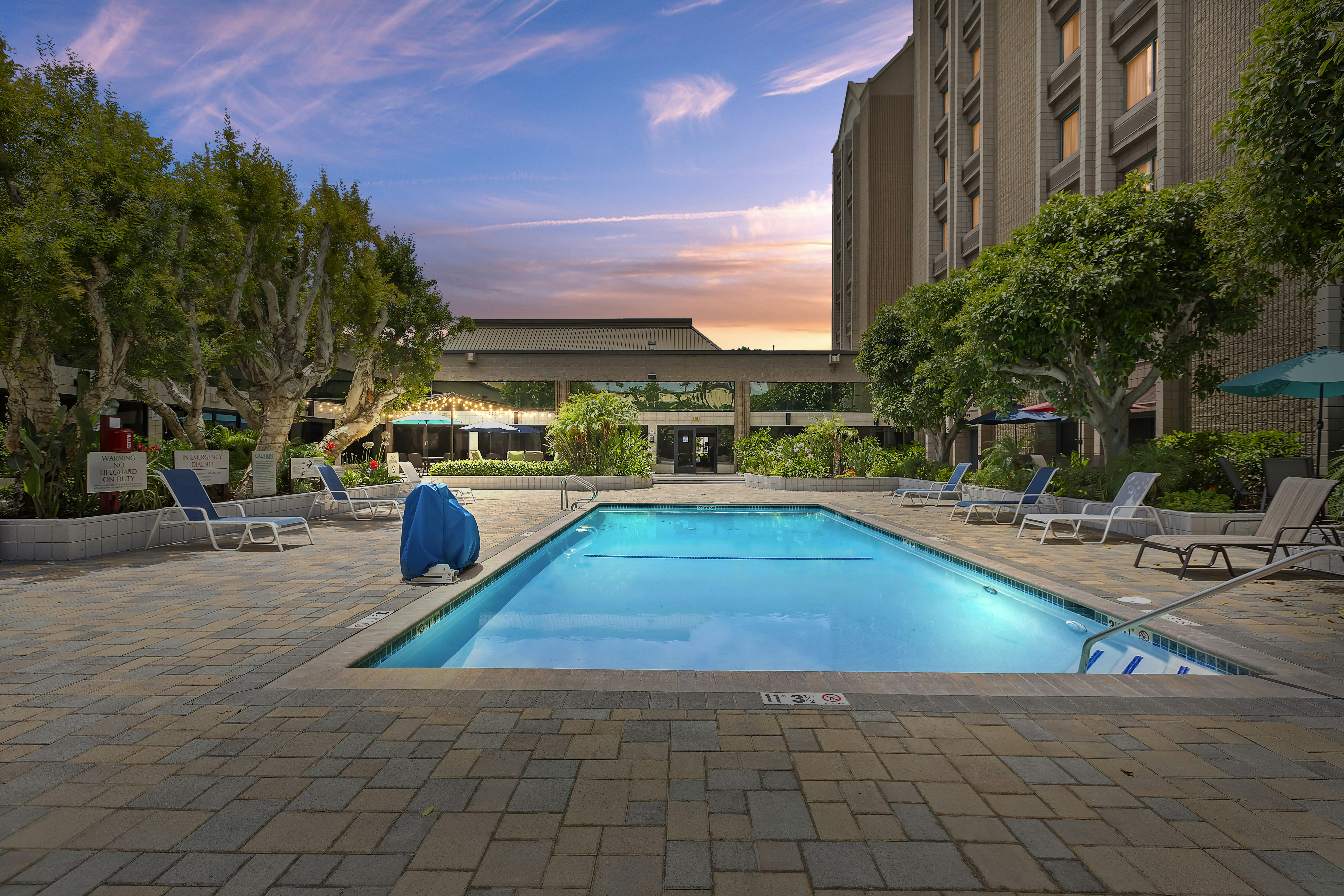 Doubletree By Hilton Whittier Los Angeles 77/79