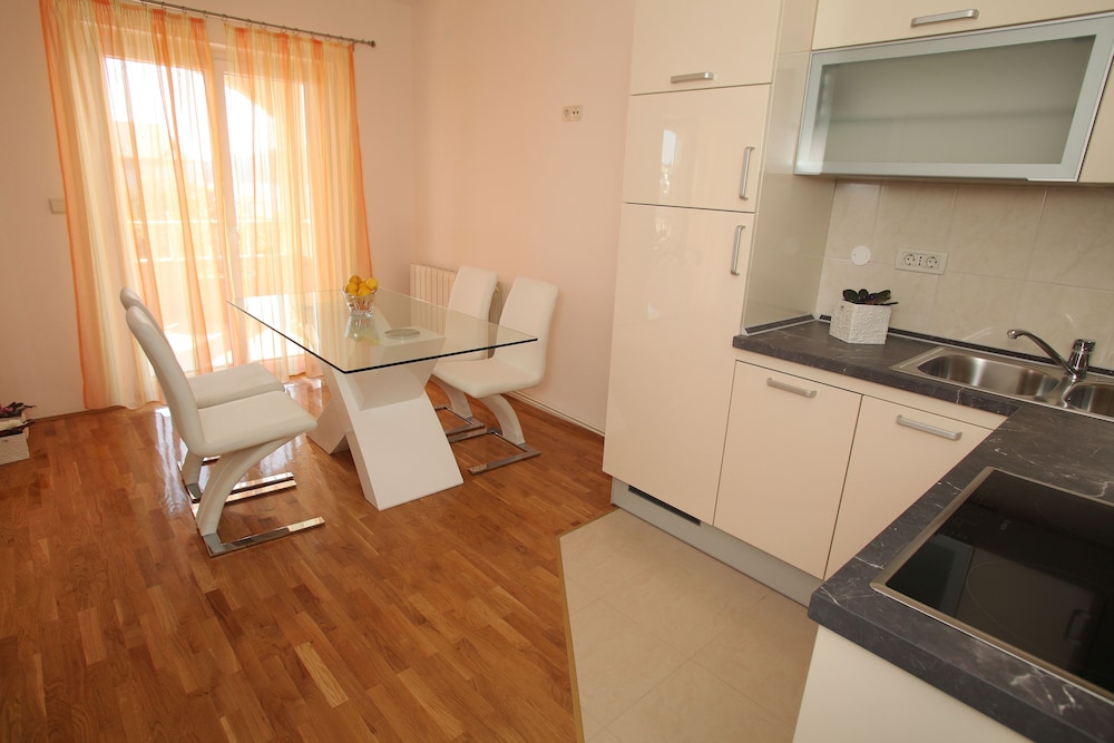 VILLA SUN 49/50