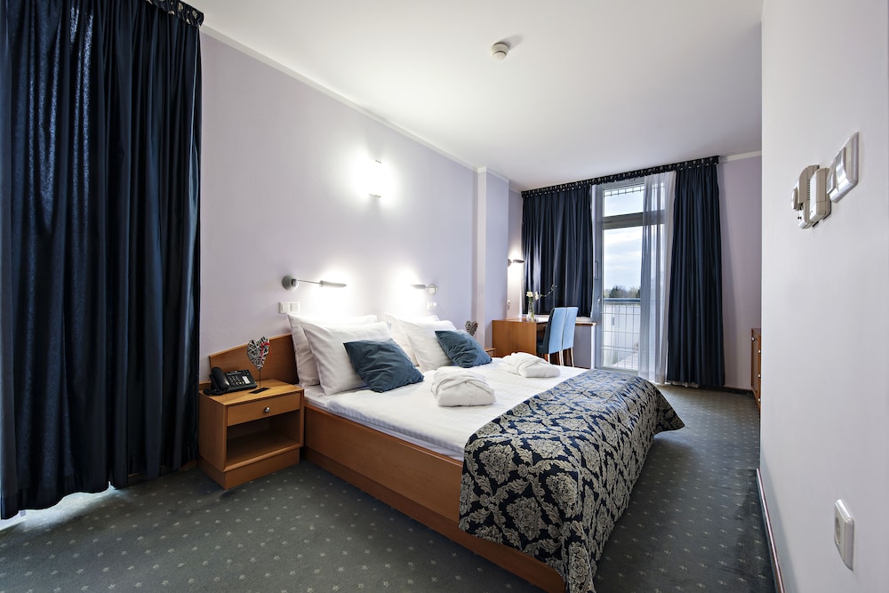 Izvir Hotel 10/47