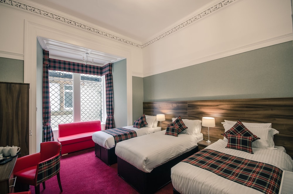 Royal West End Hotel 26/69