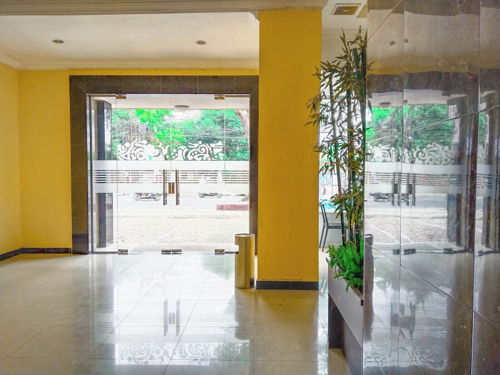 Hotel O Medan Near Gajah Mada formerly Hotel Labuhan Raya 9/61