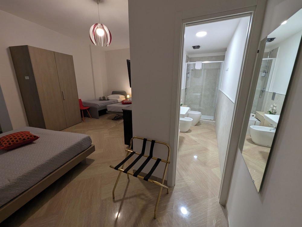 Napoli City Inn B&B 9/31