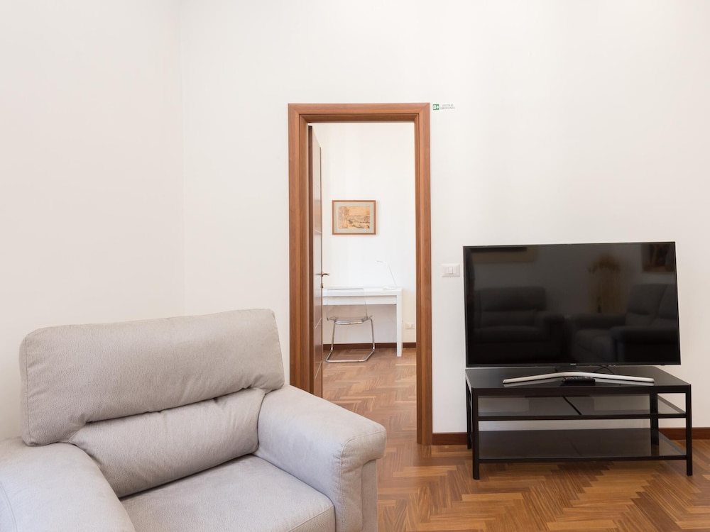 RSH Popolo Elegant Two Bedroom Apartment 14/27