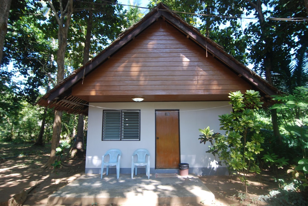 LANTA CORAL BEACH RESORT 1/50