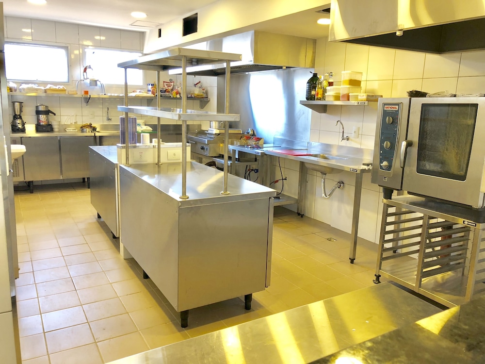 Lummina Hotel Mogi 10/50