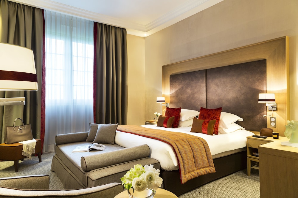 Hotel Barriere L Hotel Du Golf 13/75