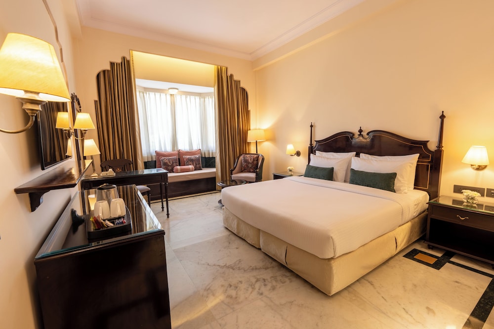 ROYAL, DOUBLE BED