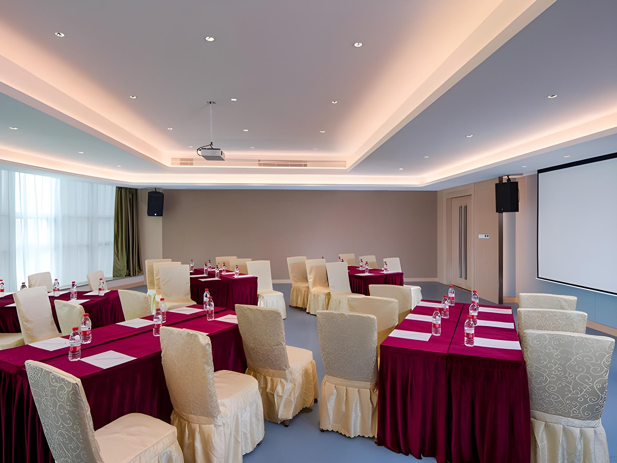 Kyriad Marvelous Hotel(Dongguan Huangjiang Jinyi Branch) 20/22