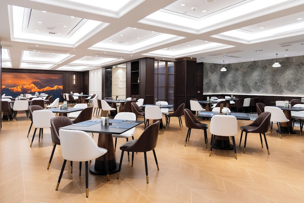 Guangdong Yingbin Hotel 35/49