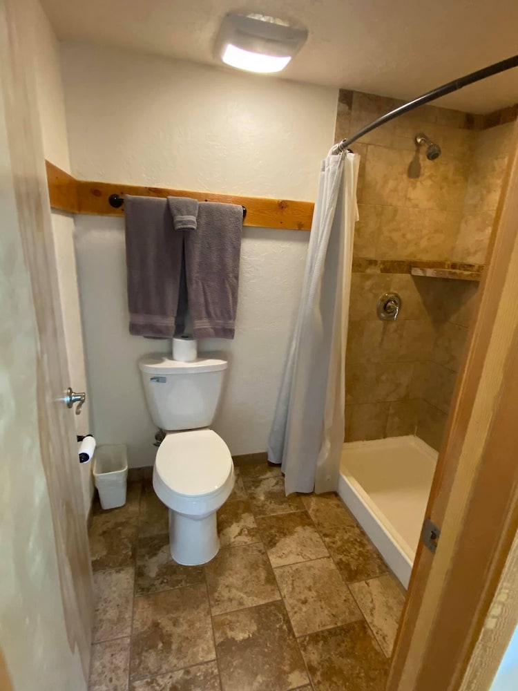 Ninepipes Lodge 49/50