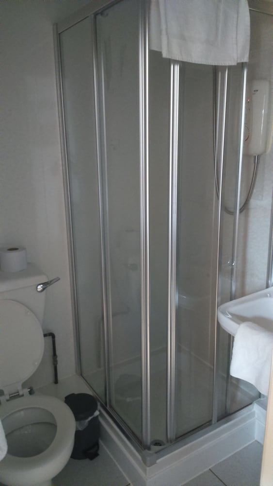 Whites Hotel 20/57
