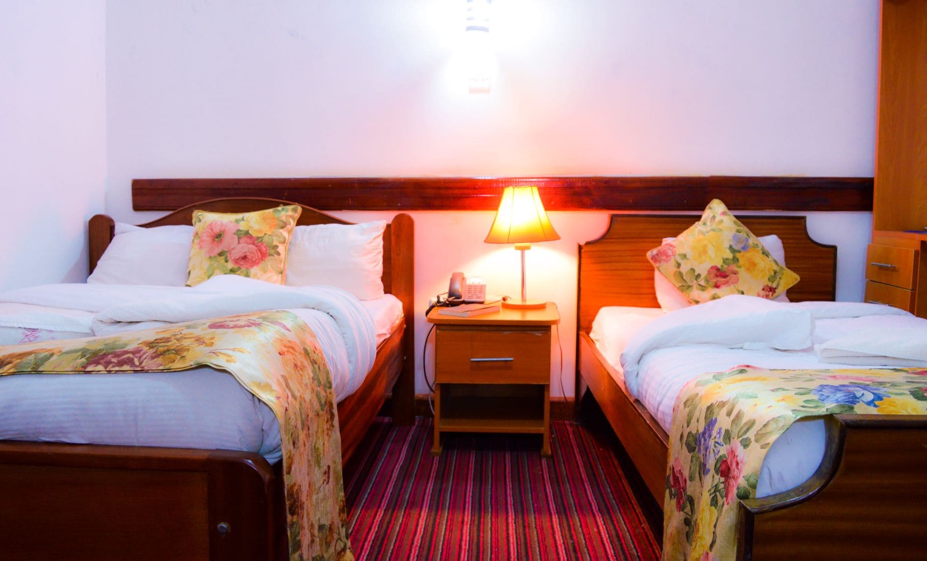 STANDARD, DOUBLE OR TWIN BED, BALCONY