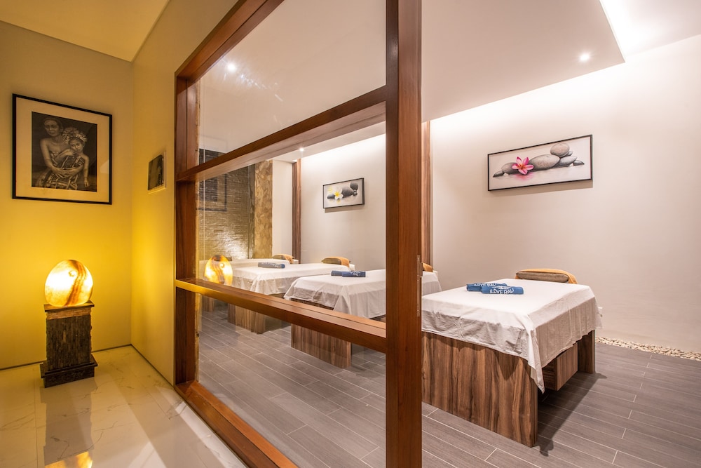The Amarta Villa 24/46
