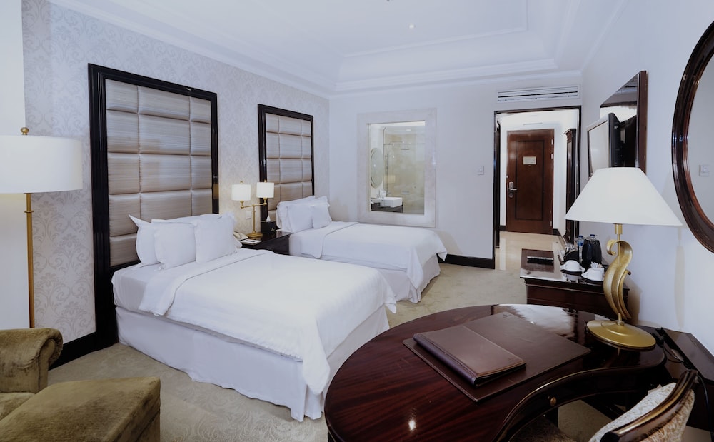 The Papandayan Hotel 16/60
