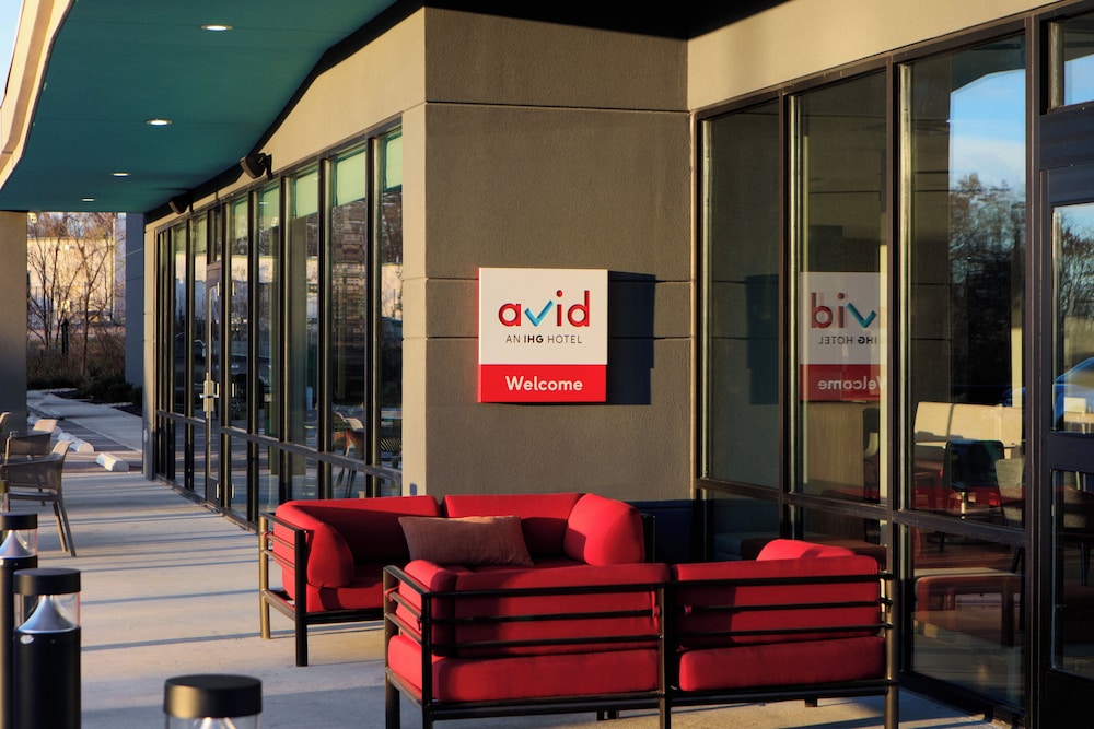 Avid Hotel Redding by IHG 11/30