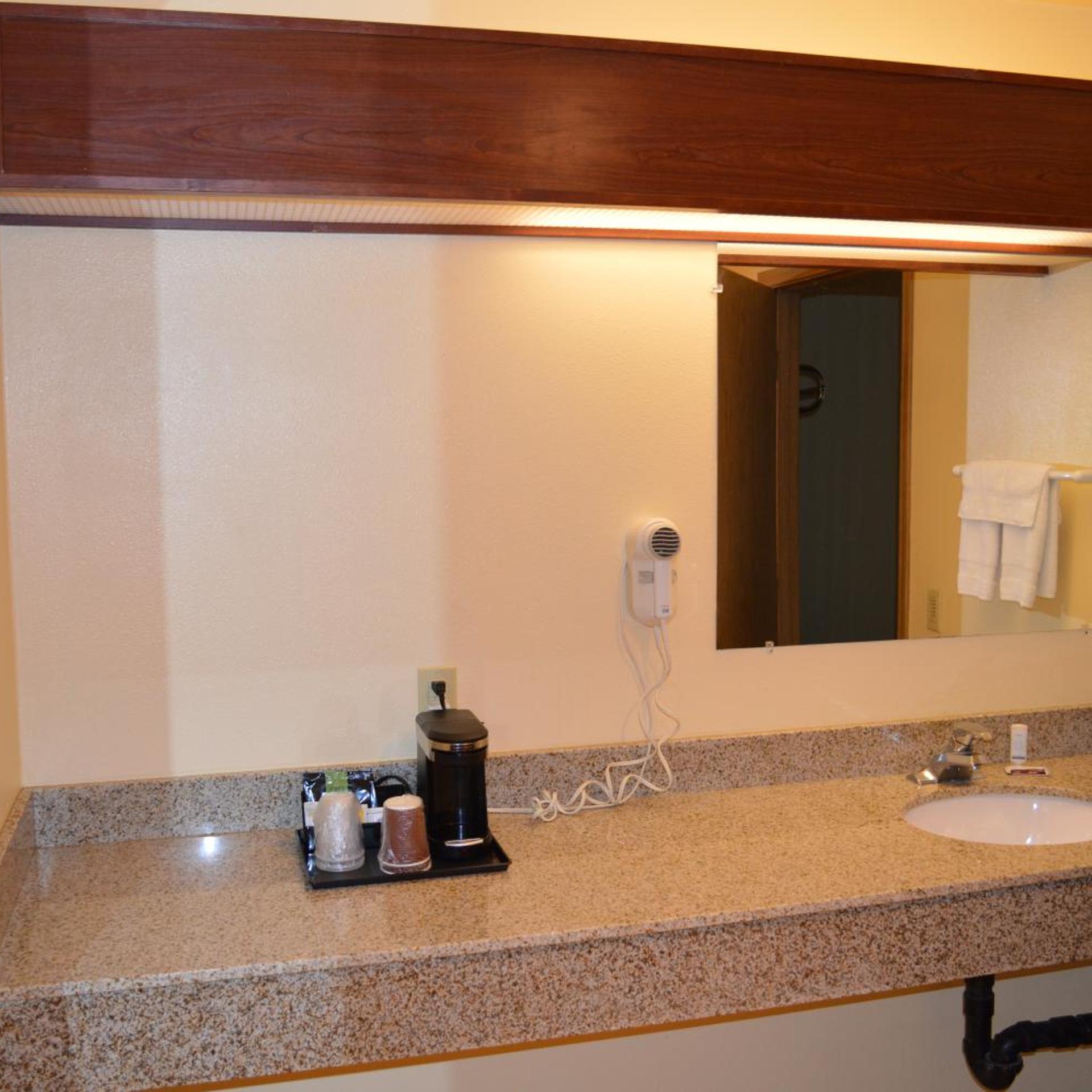 Western Motel 15/15