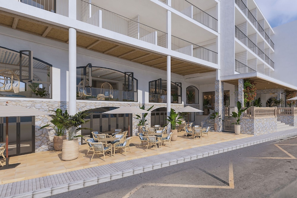 Hotel More 56/63