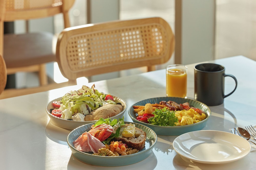 Travelodge Suites Busan Centum 57/68