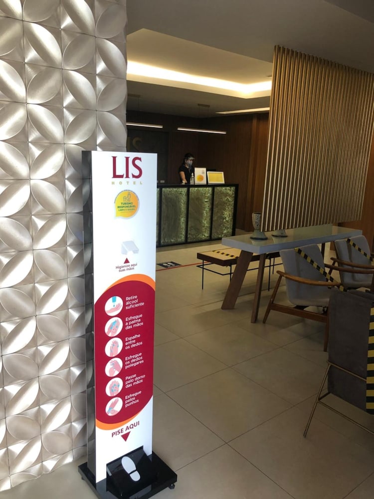 Lis Hotel 8/30
