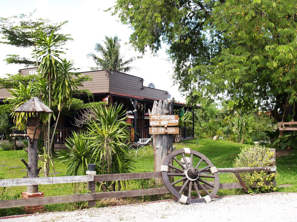 Cowboy Farm Resort Pattaya 38/39