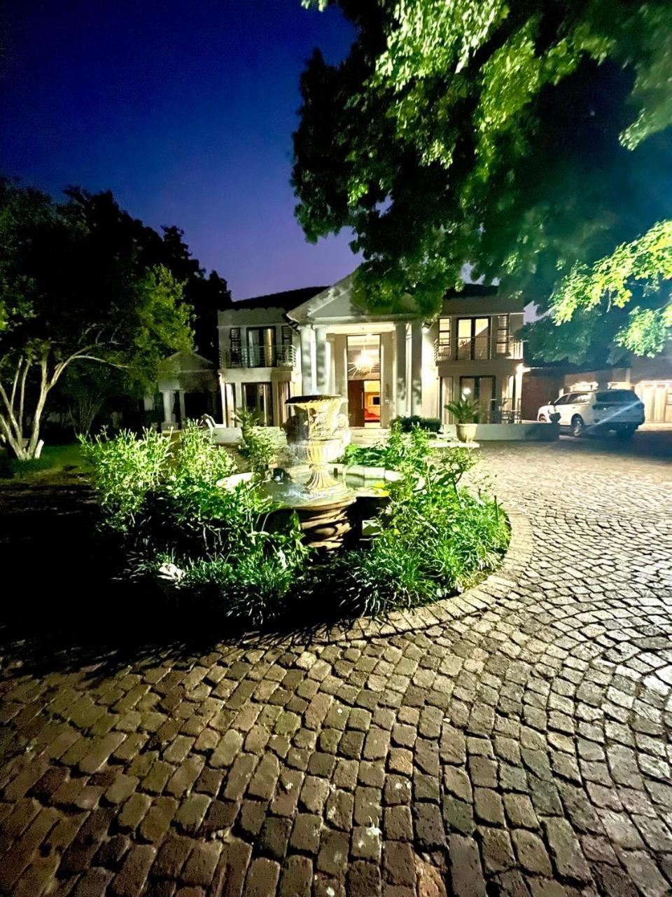Potch Manor 43/49