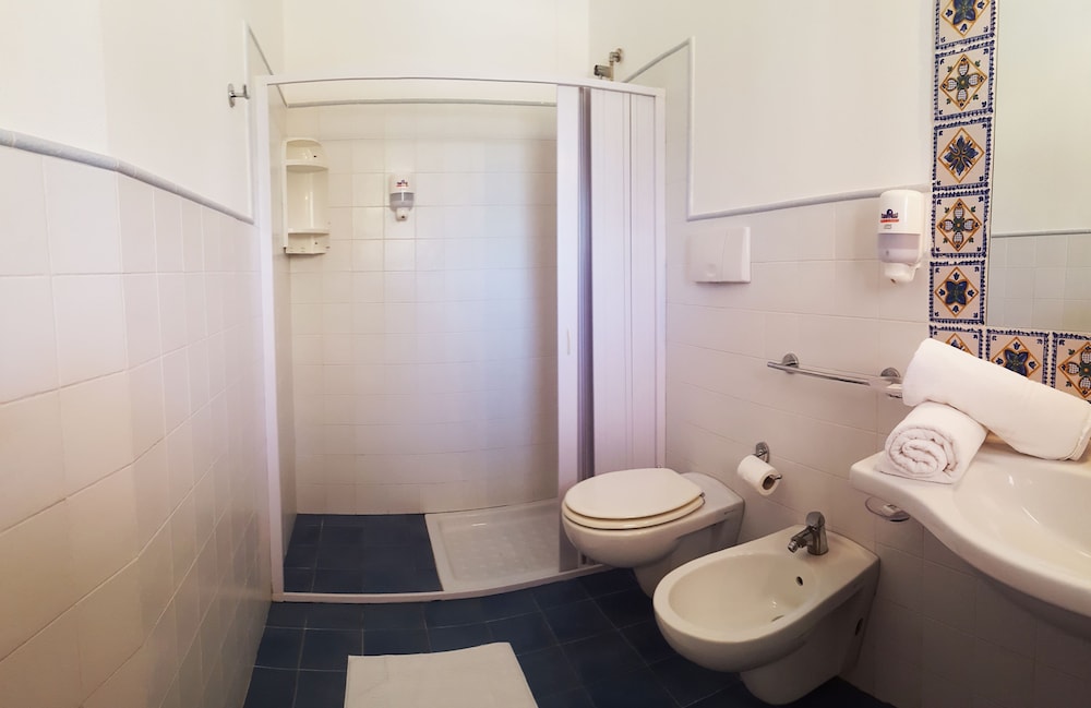 1 BEDROOM, ECONOMY, DOUBLE BED