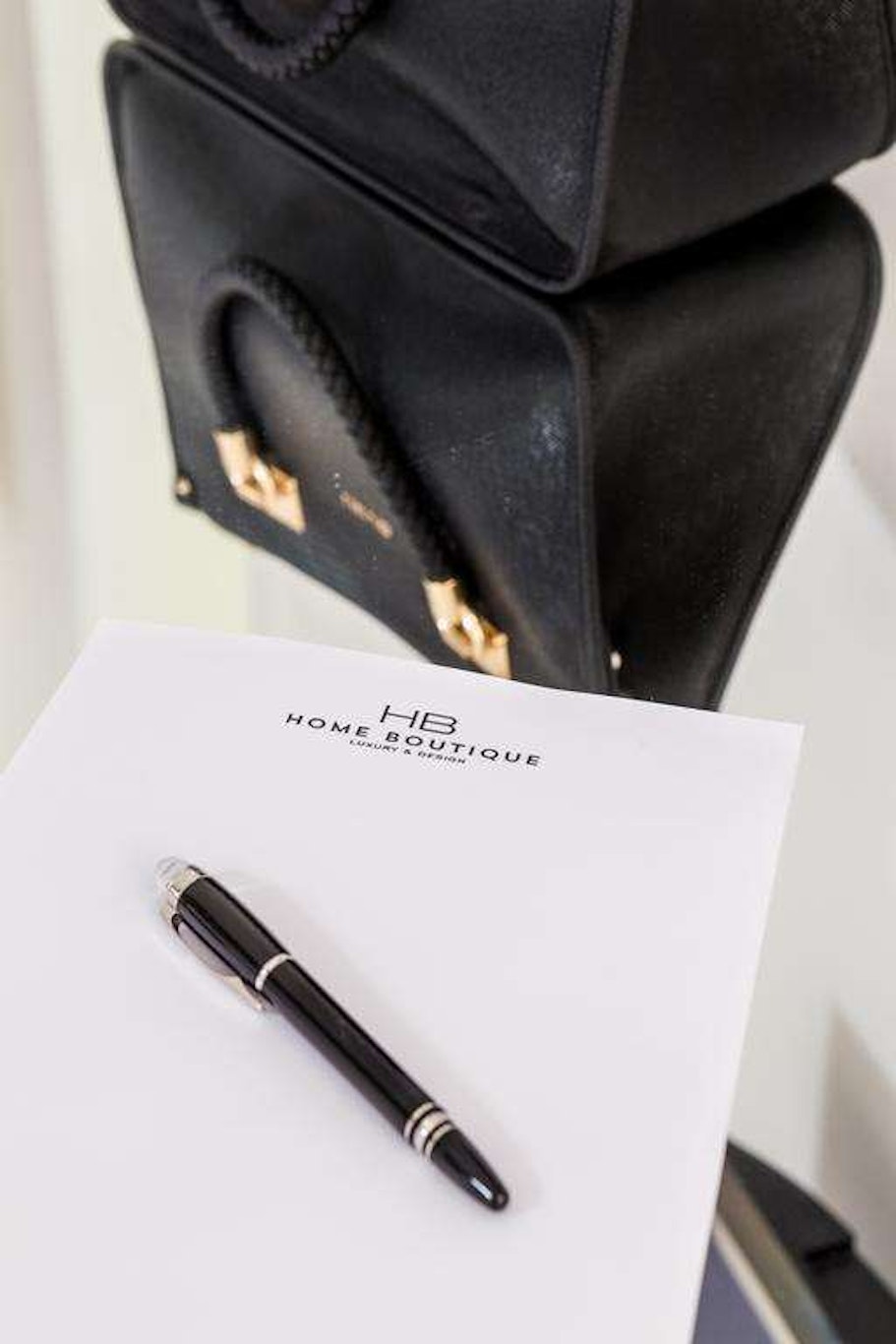 Home Boutique Luxury & Design 12/37