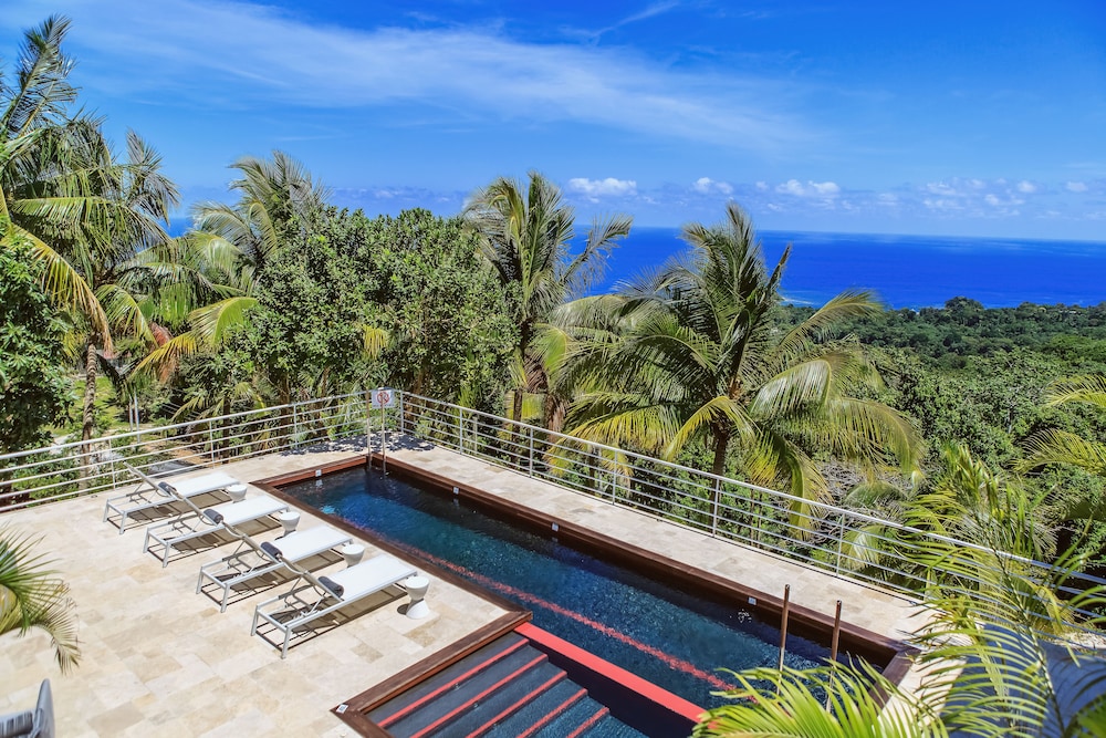 Cocosan Villa 28/33