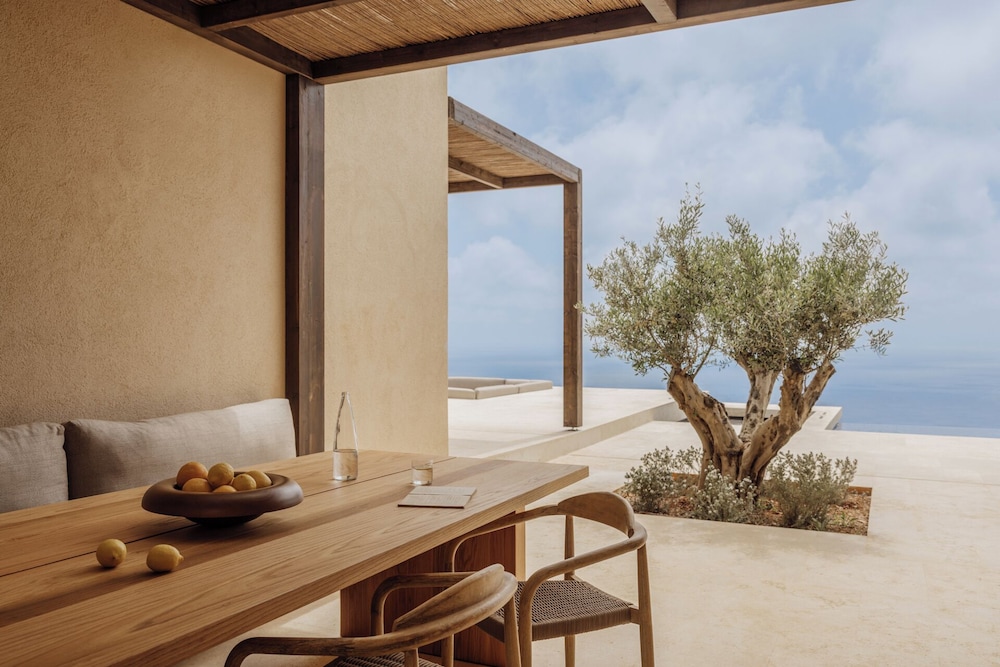 Gundari Folegandros 29/50