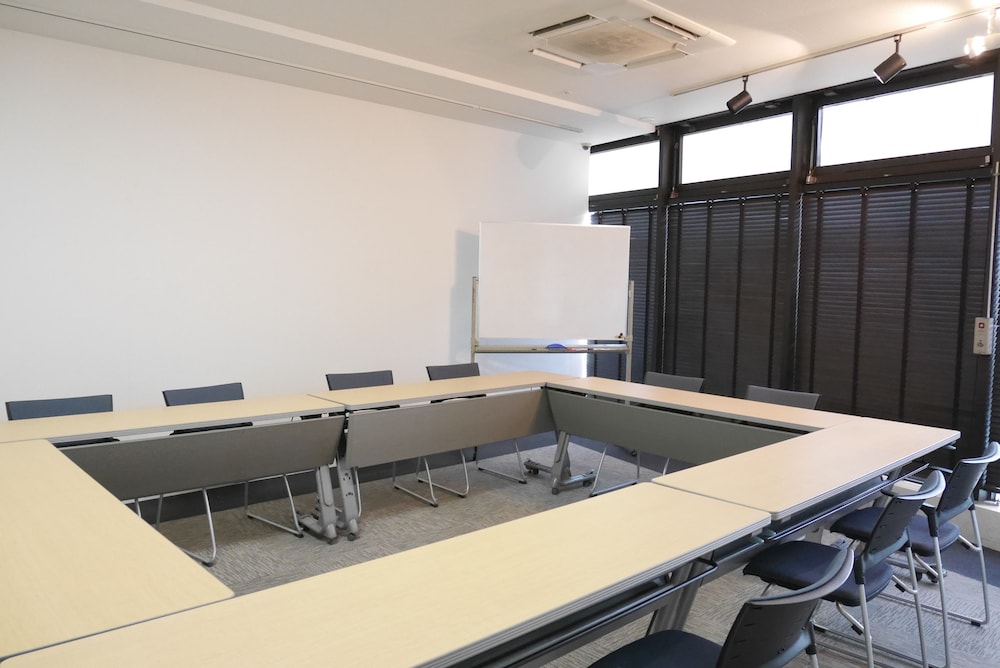Hotel Livemax BUDGET Yokohama Kannai 40/50