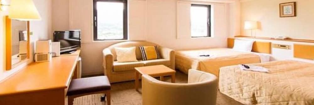 CENTRAL HOTEL IMARI 30/42