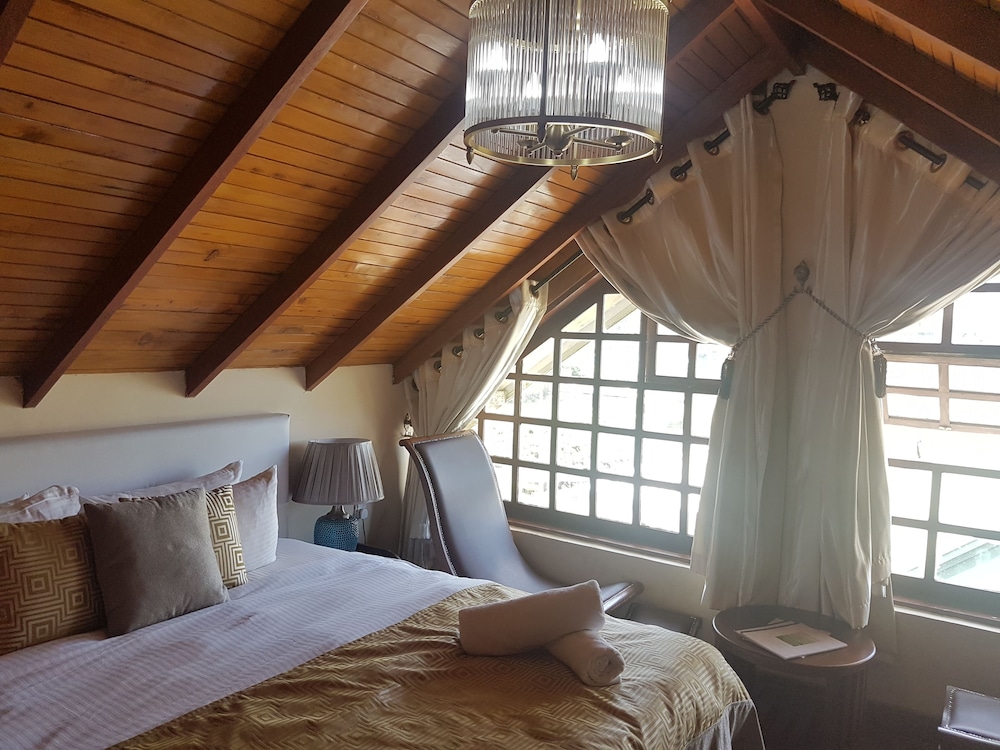 Tea Fields Villa 38/53