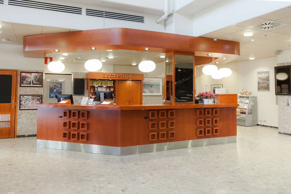 lobby