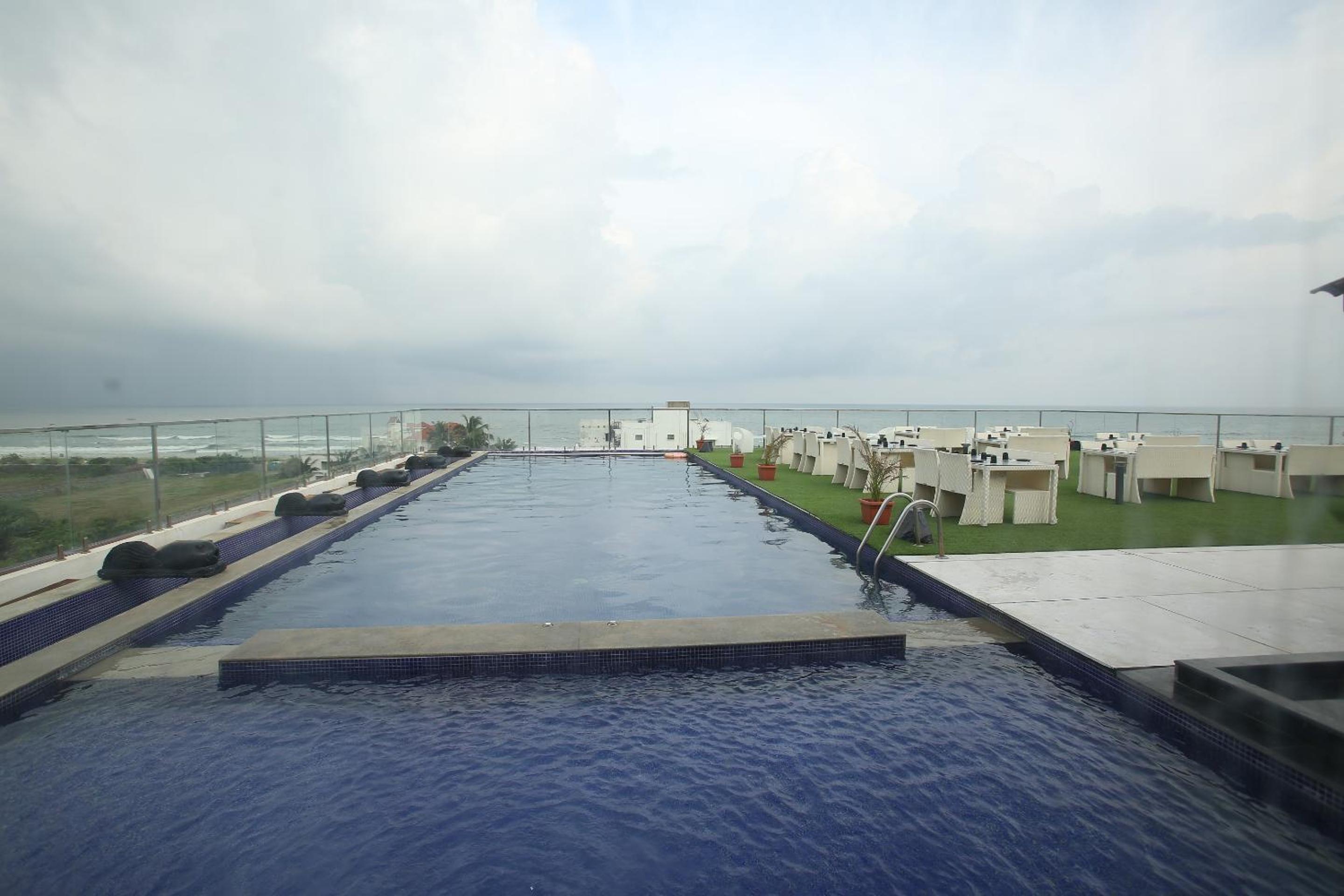 The Bentley Seaside Boutique Hotel 45/50