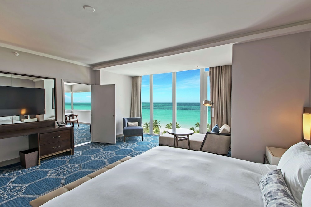 SIGNATURE, 2 QUEEN BEDS, OCEAN VIEW