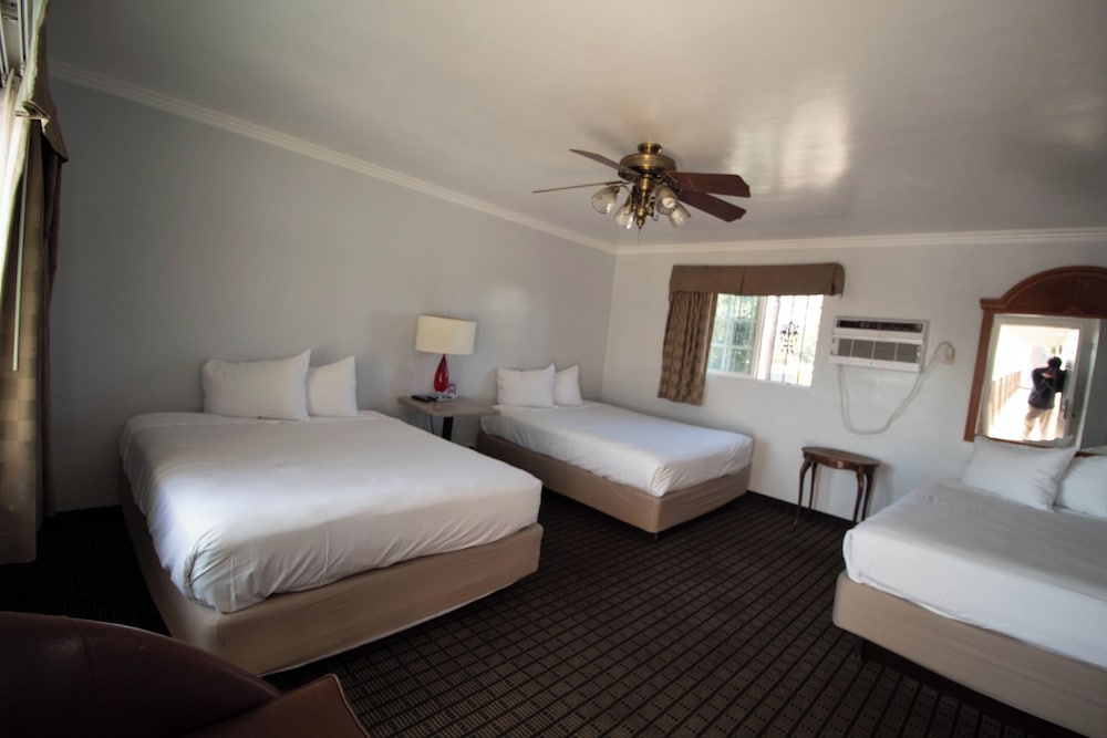 Viking Motel 23/69